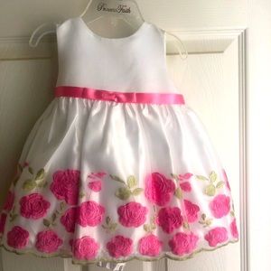New Beautiful baby dress.